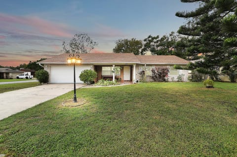 Grass, Outdoors, Shelter, Lawn, Tree