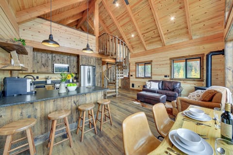 Sandpoint Vacation Rental | 2BR | 1BA | 900 Sq Ft | 2 Steps to Enter