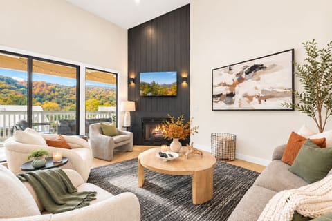 Cozy Branson Christmas retreat with fireplace & festive holiday charm.