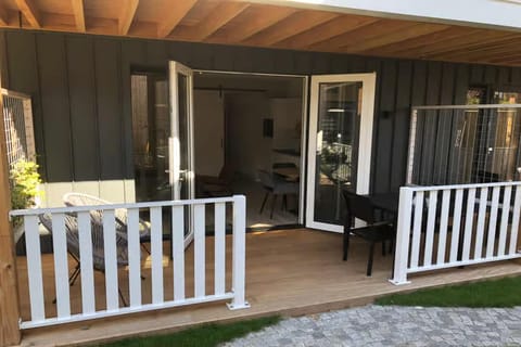 Entrance / Reception