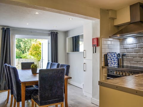 Kitchen/diner | Ellis House, Filey