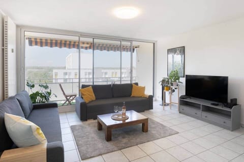 spacious living room