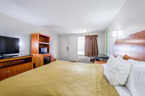 Bedroom. Interior and views may vary based on location and availability.