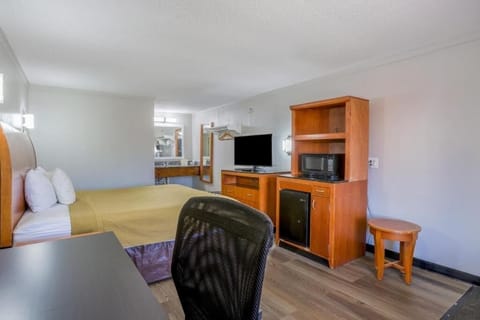 Bedroom. Interior and views may vary based on location and availability.