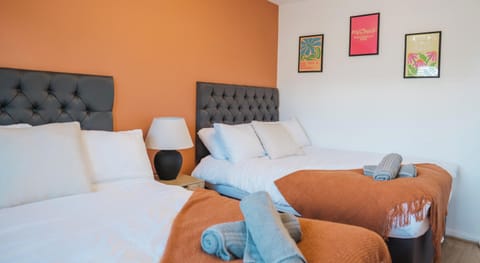 Bedroom at MyStayUK Short Lets & Serviced Accommodation