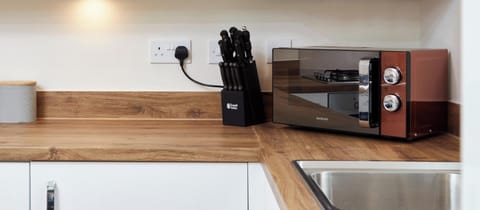 Kitchen at MyStayUK Short Lets & Serviced Accommodation
