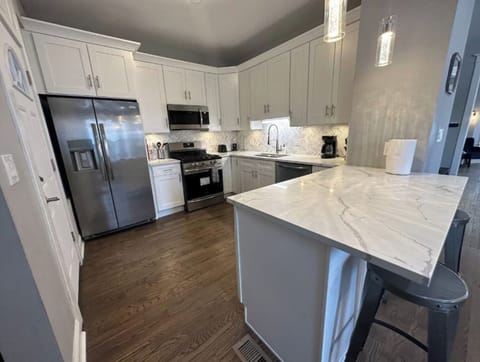 ea516d69-18e6-484a-bcd0-30423fcce562