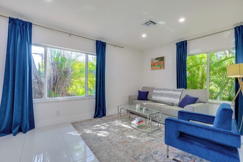 Fort Lauderdale Vacation Rental | 1BR | 1BA | 500 Sq Ft | 1 Step to Access
