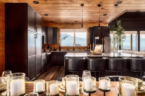 Enjoy the view even through the kitchen window while cooking!