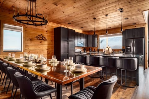 Large kitchen/dining area - perfect for gathering!