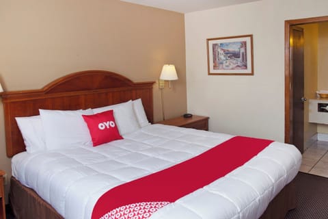 Bedroom. Interior and views may vary based on location and availability.