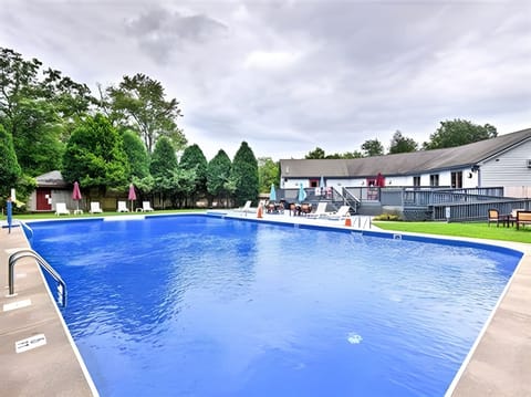 Huge oversized community pool
