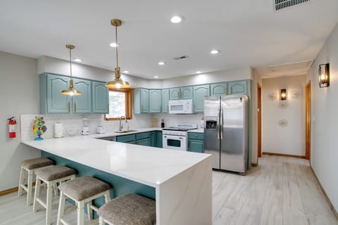 Kitchen | Cooking Basics | Drip Coffee Maker | Blender | Toaster | Main Level