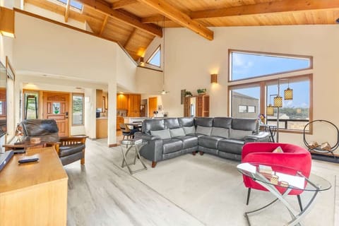 Welcome to Pacific FantaSea!