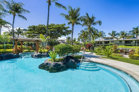 Welcome to Island Oasis at the Golf Villas