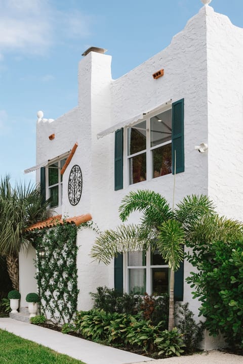 The entrance to The Marisol Estate. Welcome!