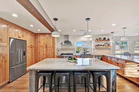 Kitchen Island