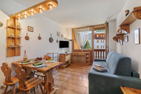 Living and dining room