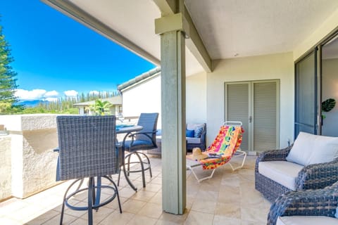 This lanai is more than a place to sit—it’s where slow mornings linger, books unfold, and every sunset feels cinematic KGV-17T5