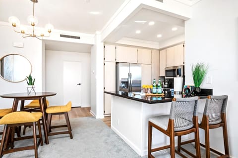 Bright, inviting, and artfully styled, this sunlit dining space sets the perfect mood for morning coffee or evening wine KGV-20T2