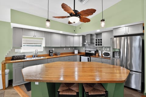 Cook, gather, and connect in this modern, fully equipped kitchen.