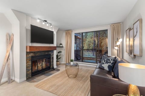 Welcome into The Gables! Your cozy mountain escape tucked between Whistler and Blackcomb.