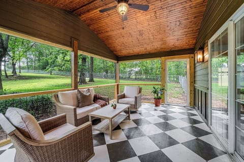 No bugs, no problem—just good vibes and fresh air.