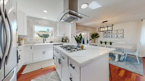 Modern range and hood in the kitchen for efficient cooking.