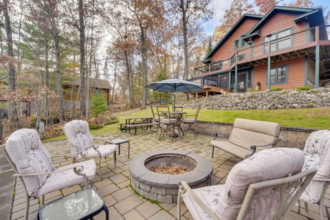 Spooner Vacation Rental | 4BR | 2BA | 2,100 Sq Ft | Stairs to Enter