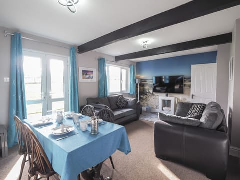 Ash Cottage living area