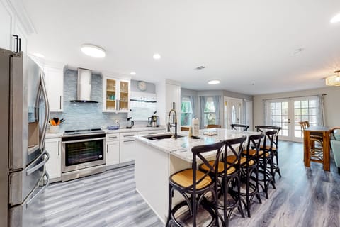 Fully equipped kitchen with everything you need!