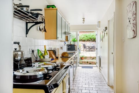 kitchen with Aga (not in use)