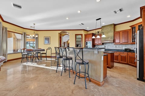 Coffee, conversation, and Tuscan charm—all from your kitchen aisle.