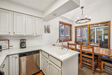 Kitchen - Ski Hill 39 - Breckenridge Vacation Rental