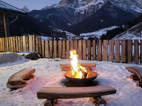Entachalmhütte - hut, bathroom, WC, 3 bedrooms Cabin in Salzburgerland