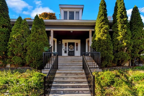 Welcome to your charming getaway! Our inviting exterior greets you with warmth and character.