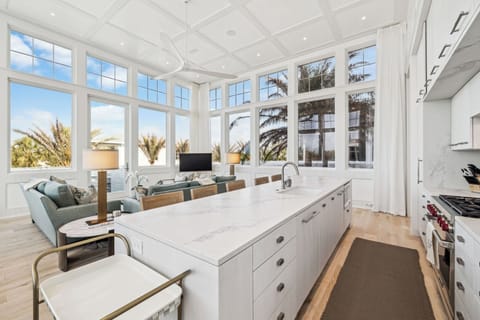 Enjoy open-concept living with designer finishes and abundant daylight.