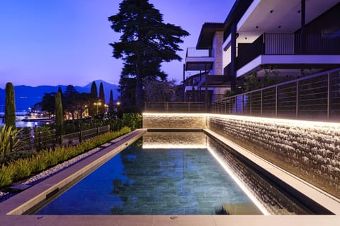 High Res_Swimming Pool