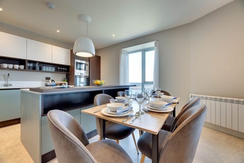 Open Plan Kitchen & Dining Area