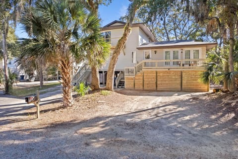 513DolphinRd CasaVerdeMediaLLC1