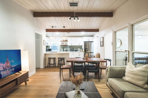 Open-plan living space, dining and kitchen