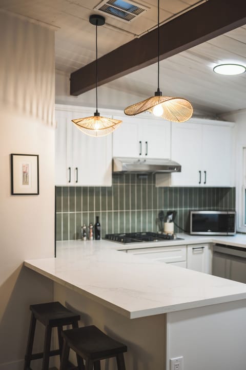 Full kitchen for your cooking needs