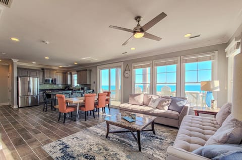 Living Room/Dining-15