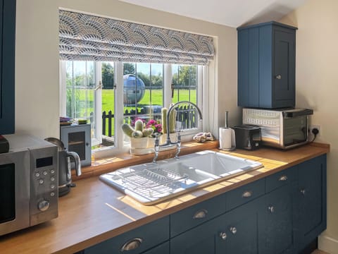 Kitchen | Mallards, Whepstead