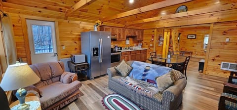 Full kitchen