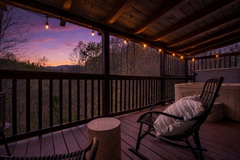 Twilight views from your private deck with hot tub. Outdoor bluetooth speakers to help set the mood. 