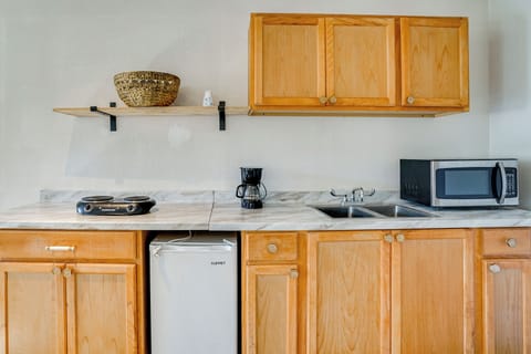 Kitchenette | Coffee Maker