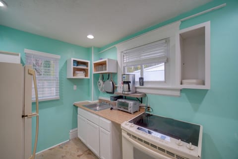 Kitchen | Cooking Basics | Drip Coffee Maker | 1st Floor