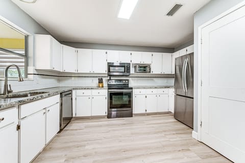 Kitchen | Cooking Basics | Toaster Oven | Toaster | Microwave