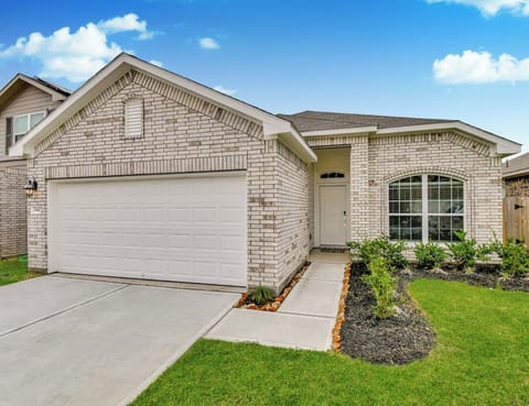 Enjoy the convenience of the ranch style home with easy accessibility.